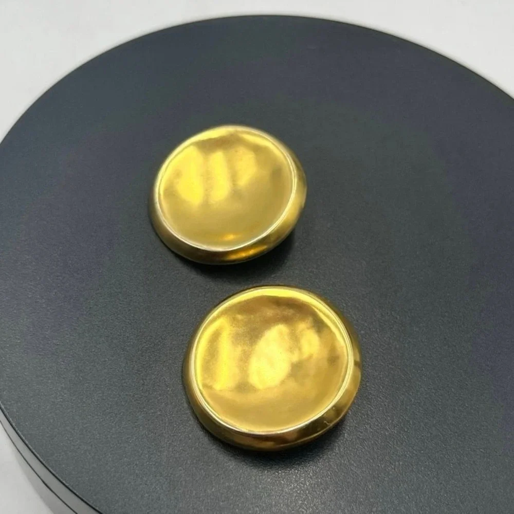 Robert Lee Morris RLM Signed Vintage Gold Tone Round Dome Clip-On Earrings